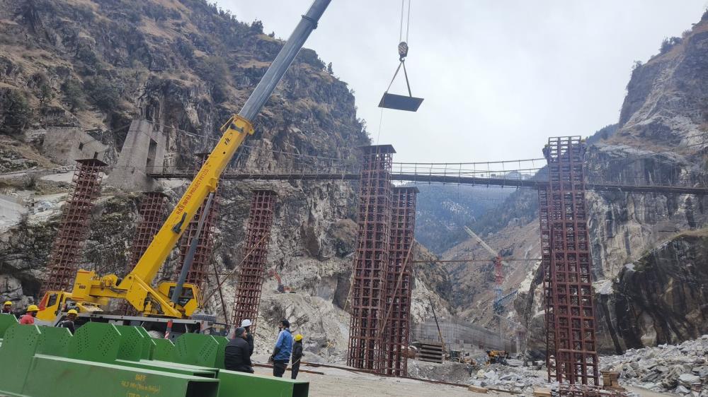 Erection of Cribs for supporting the members of 70R steel truss bridge during erection