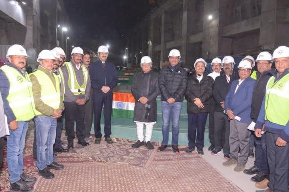 Shri Manohar Lal, Hon’ble Minister of Power and Housing & Urban Development, Government of India reviews all CVPPL projects in Kishtwar.