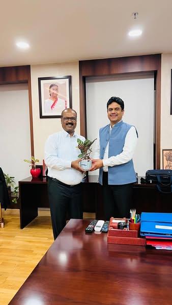 Shri Ramesh Mukhiya, MD, CVPPL held a courtesy me...