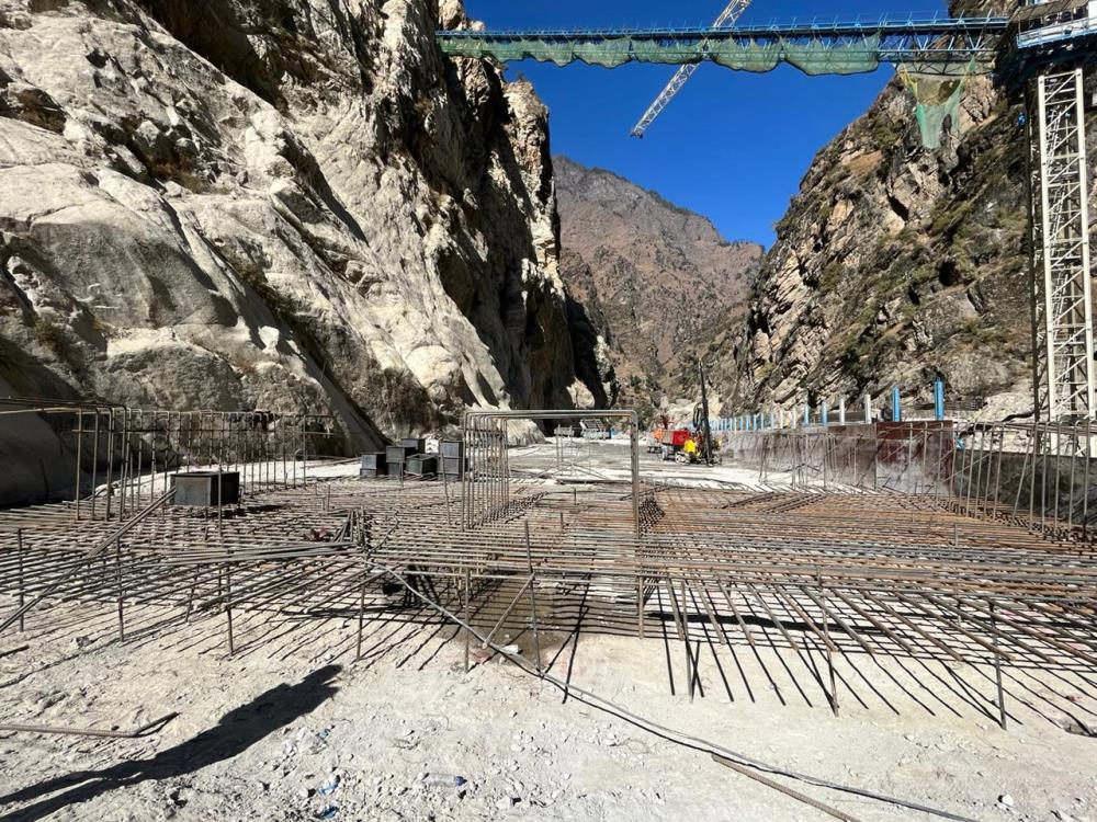 Reinforcement fixing in Groove Portion of Construction sluice in S2 block